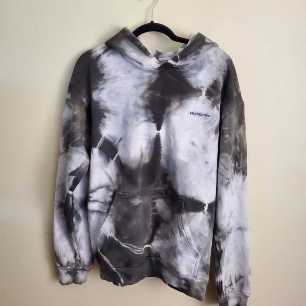 Talentless Soft Black/dark greenish Tie Dye Hoodie Size M Unisex